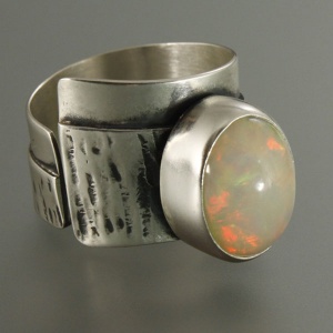 pierścionek Z OPALEM (ID1500)