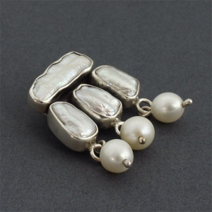 Wisiorek z perłami (ID786)